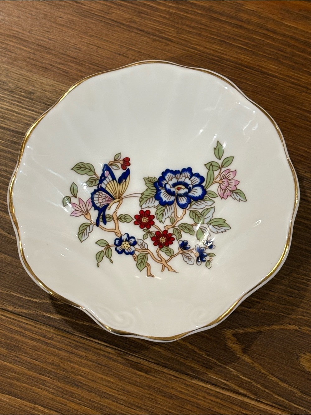 Vintage Royal Tara Fine Bone China Floral motif scalloped shell trinket dish